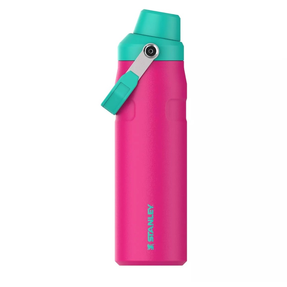 Stanley The AeroLight IceFlow Bottle with Fast Flow Lid 24 oz